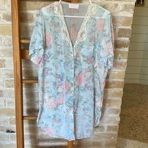 Miss Elaine sheer floral patterned button up pocketed nightgown